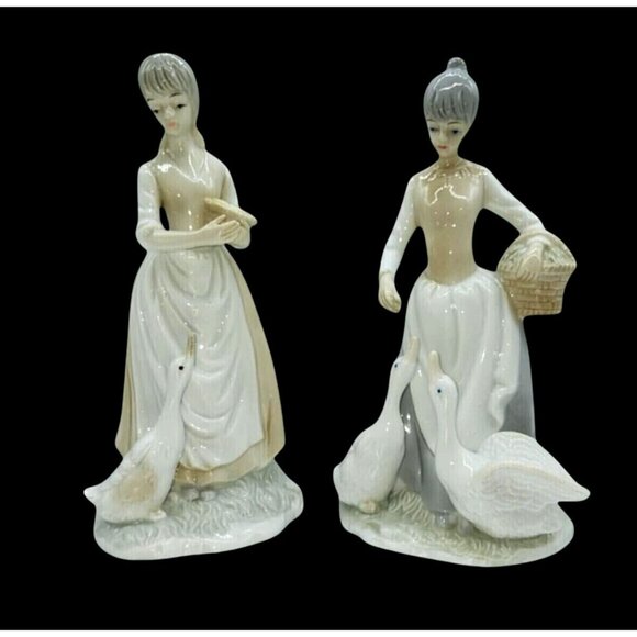 Vtg Ceramic Women Ducks Hand-Painted Farmhouse Decor Collectibles Goose Geese - Picture 1 of 10